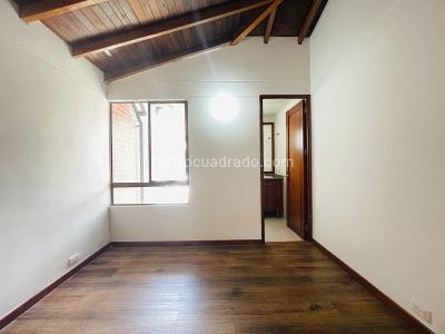 Casa de 3 alcobas en arriendo en San Lucas, Medellín, 280 m² · foto 10 de 20