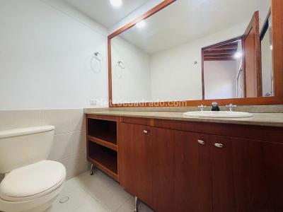 Casa de 3 alcobas en arriendo en San Lucas, Medellín, 280 m² · foto 20 de 20