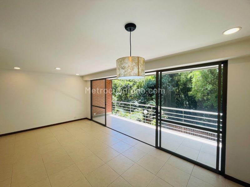 Casa – Medellín, El Diamante Numero 2, El Poblado - Más