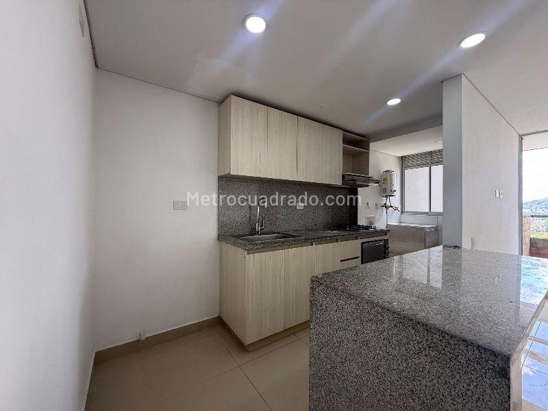 3BR Apartment in La Ferreria (68 m²) - 2