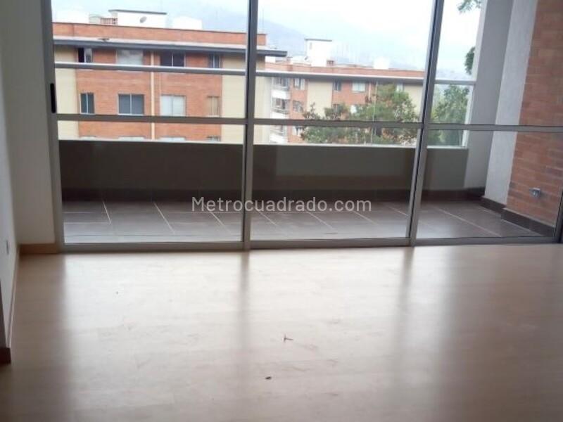 Apartamento en Arriendo, El Esmeraldal, Envigado - 2