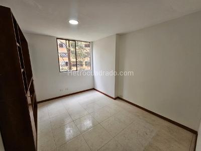 Apartamento de 3 alcobas en arriendo en Los Balsos N2, Medellín, 145 m² · foto 6 de 14