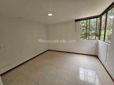Apartamento de 3 alcobas en arriendo en Los Balsos N2, Medellín, 145 m² · foto 7 de 14
