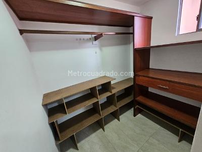 Apartamento de 3 alcobas en arriendo en Los Balsos N2, Medellín, 145 m² · foto 10 de 14