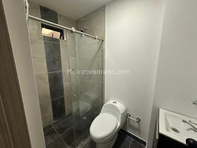Apartaestudio en arriendo en Envigado, Envigado, 15 m² · foto 3 de 3