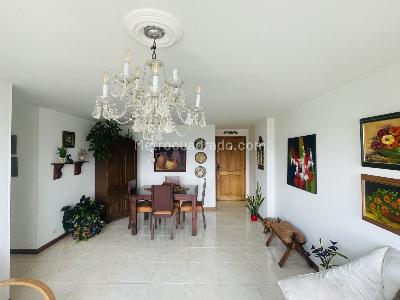 Apartamento de 3 alcobas en venta en El Poblado, Medellín, 97 m² · foto 2 de 19