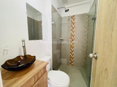 Apartamento de 3 alcobas en venta en Las Lomitas, Sabaneta, 66 m² · foto 13 de 18