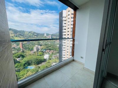 Apartamento de 3 alcobas en venta en Las Lomitas, Sabaneta, 66 m² · foto 17 de 18