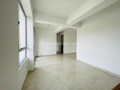 Apartamento de 3 alcobas en venta en Las Lomitas, Sabaneta, 66 m² · foto 3 de 18