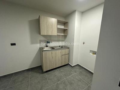 Apartaestudio en arriendo en Envigado, Envigado, 15 m² · foto 2 de 3
