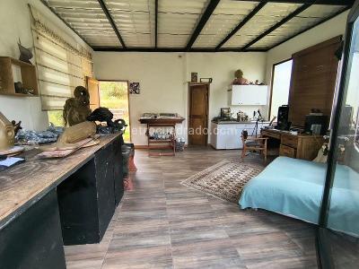 Casa de 2 alcobas en venta en Catedral, Envigado, 171 m² · foto 4 de 17
