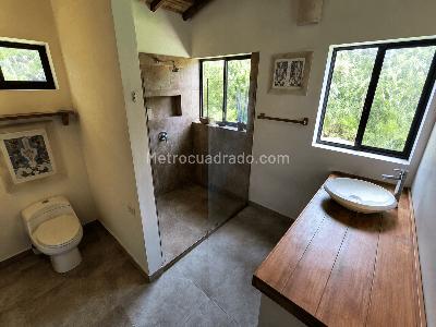 Casa de 2 alcobas en venta en Catedral, Envigado, 171 m² · foto 6 de 17