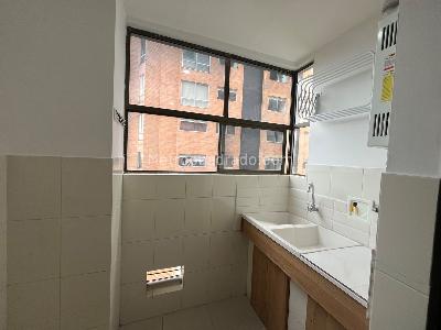 Apartamento en arriendo en El Poblado, Medellín · foto 13 de 15