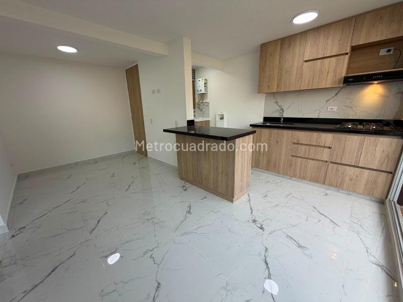 Piso – Bello - Vista 2