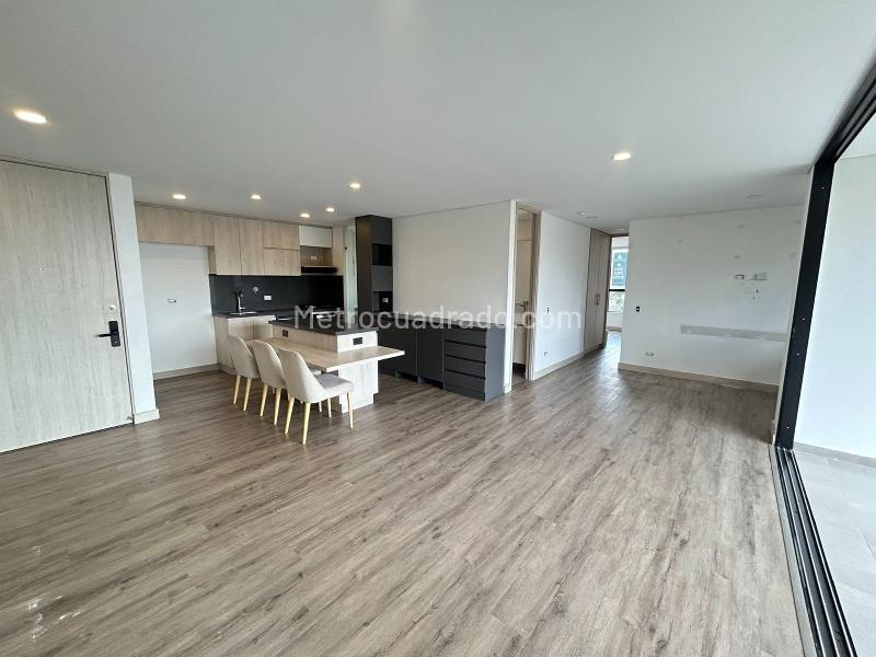 Apartamento en Arriendo, Loma De Las Brujas, Envigado - 3