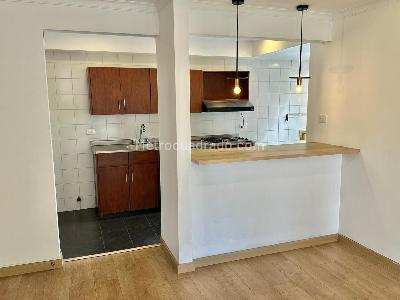 Apartamento de 2 alcobas en arriendo en Castropol, Medellín, 96 m² · foto 2 de 13