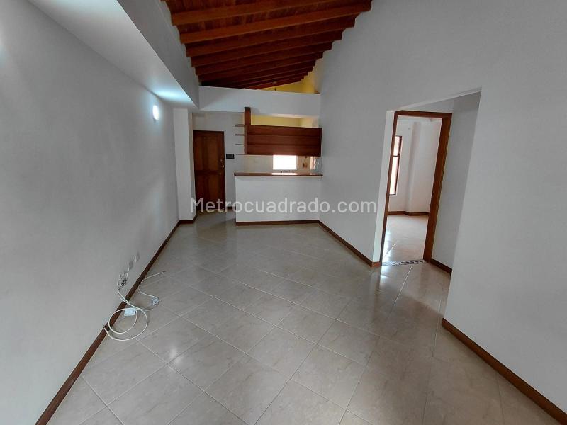 2BR Apartment in Conquistadores (65 m²)