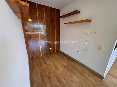 Apartamento de 2 alcobas en arriendo en Castropol, Medellín, 121 m² · foto 8 de 15