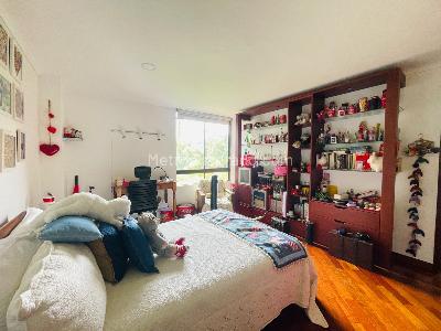Apartamento de 2 alcobas en venta en El Poblado, Medellín, 171 m² · foto 8 de 16