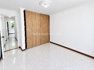 Apartamento de 4 alcobas en arriendo en Alejandria, Medellín, 106 m² · foto 4 de 13