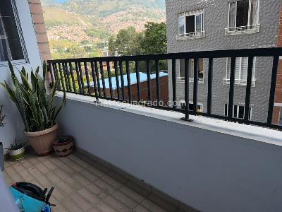 Apartamento de 3 alcobas en venta en Cabañas, Bello, 90 m² · foto 10 de 10