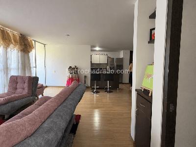 Apartamento de 3 alcobas en venta en Cabañas, Bello, 90 m² · foto 2 de 10