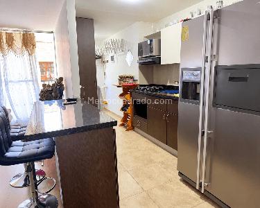 Apartamento de 3 alcobas en venta en Cabañas, Bello, 90 m² · foto 3 de 10