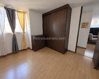 Apartamento de 3 alcobas en venta en Cabañas, Bello, 90 m² · foto 7 de 10