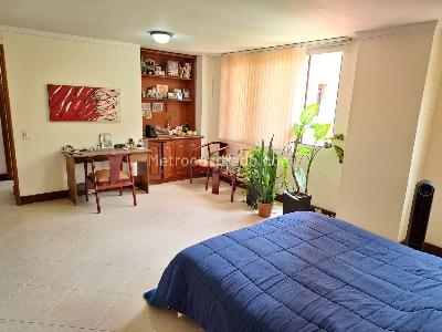 Apartamento en venta en El Poblado, Medellín · foto 12 de 19