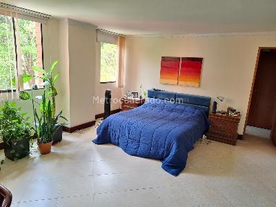 Apartamento en venta en El Poblado, Medellín · foto 13 de 19
