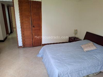 Apartamento en venta en El Poblado, Medellín · foto 15 de 19