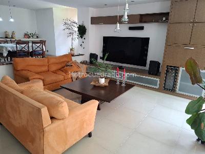 Apartamento en venta en El Poblado, Medellín · foto 3 de 19