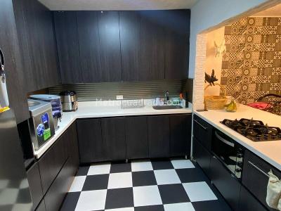 Casa de 5 alcobas en venta en Laureles, Medellín, 440 m² · foto 6 de 20