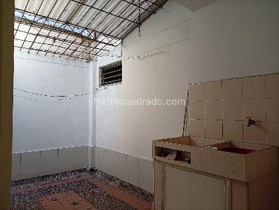 Apartamento de 3 alcobas en venta en Simon Bolivar Laureles, Medellín, 110 m² · foto 12 de 13