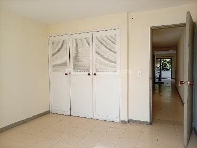 Apartamento de 3 alcobas en venta en Simon Bolivar Laureles, Medellín, 110 m² · foto 6 de 13