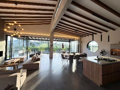 Casa de 3 alcobas en venta en Rionegro, Rionegro, 300 m² · foto 2 de 15