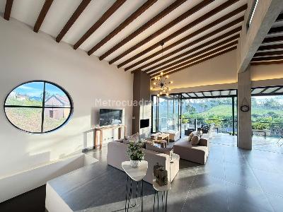 Casa de 3 alcobas en venta en Rionegro, Rionegro, 300 m² · foto 3 de 15