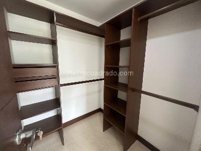 Apartamento de 3 alcobas en arriendo en Loma Del Escobero, Envigado, 113 m² · foto 12 de 16