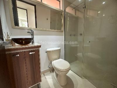 Apartamento de 3 alcobas en arriendo en Loma Del Escobero, Envigado, 113 m² · foto 14 de 16