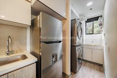 Apartamento de 2 alcobas en arriendo en Los Balsos, Medellín, 80 m² · foto 5 de 14