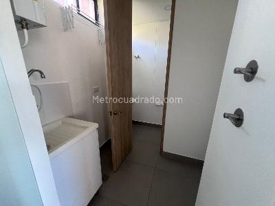 Apartamento en arriendo en Medellin, Medellín · foto 11 de 12