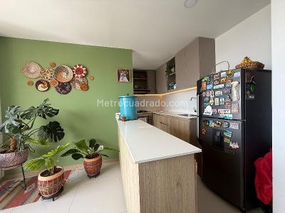 Apartamento de 2 alcobas en arriendo en La Doctora, Sabaneta, 73 m² · foto 4 de 12
