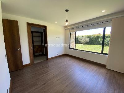 Casa de 4 alcobas en arriendo en Sajonia, Rionegro, 380 m² · foto 10 de 15