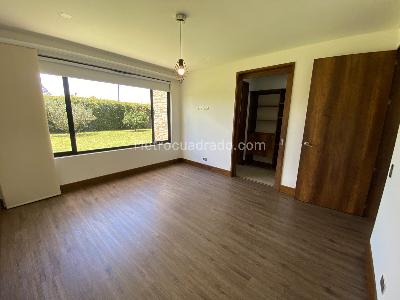 Casa de 4 alcobas en arriendo en Sajonia, Rionegro, 380 m² · foto 11 de 15