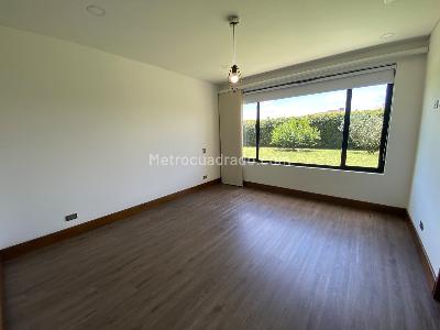 Casa de 4 alcobas en arriendo en Sajonia, Rionegro, 380 m² · foto 12 de 15