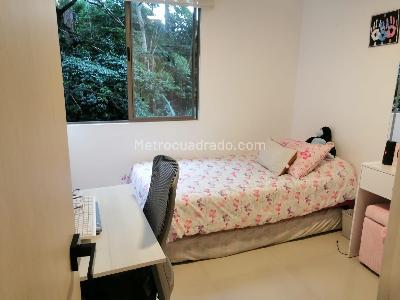 Apartamento de 3 alcobas en venta en Belen, Medellín, 88 m² · foto 10 de 16