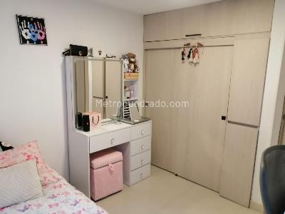 Apartamento de 3 alcobas en venta en Belen, Medellín, 88 m² · foto 12 de 16