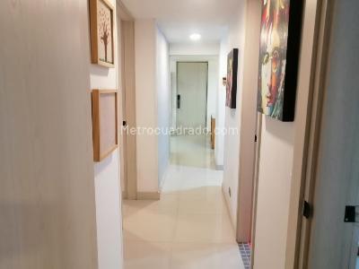 Apartamento de 3 alcobas en venta en Belen, Medellín, 88 m² · foto 2 de 16