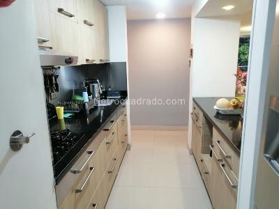 Apartamento de 3 alcobas en venta en Belen, Medellín, 88 m² · foto 5 de 16