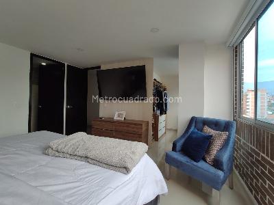 Apartamento de 3 alcobas en venta en El Nogal Los Almendros, Medellín, 168 m² · foto 5 de 15